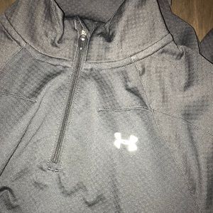 Women’s Under Armour Long Sleeve Shirt